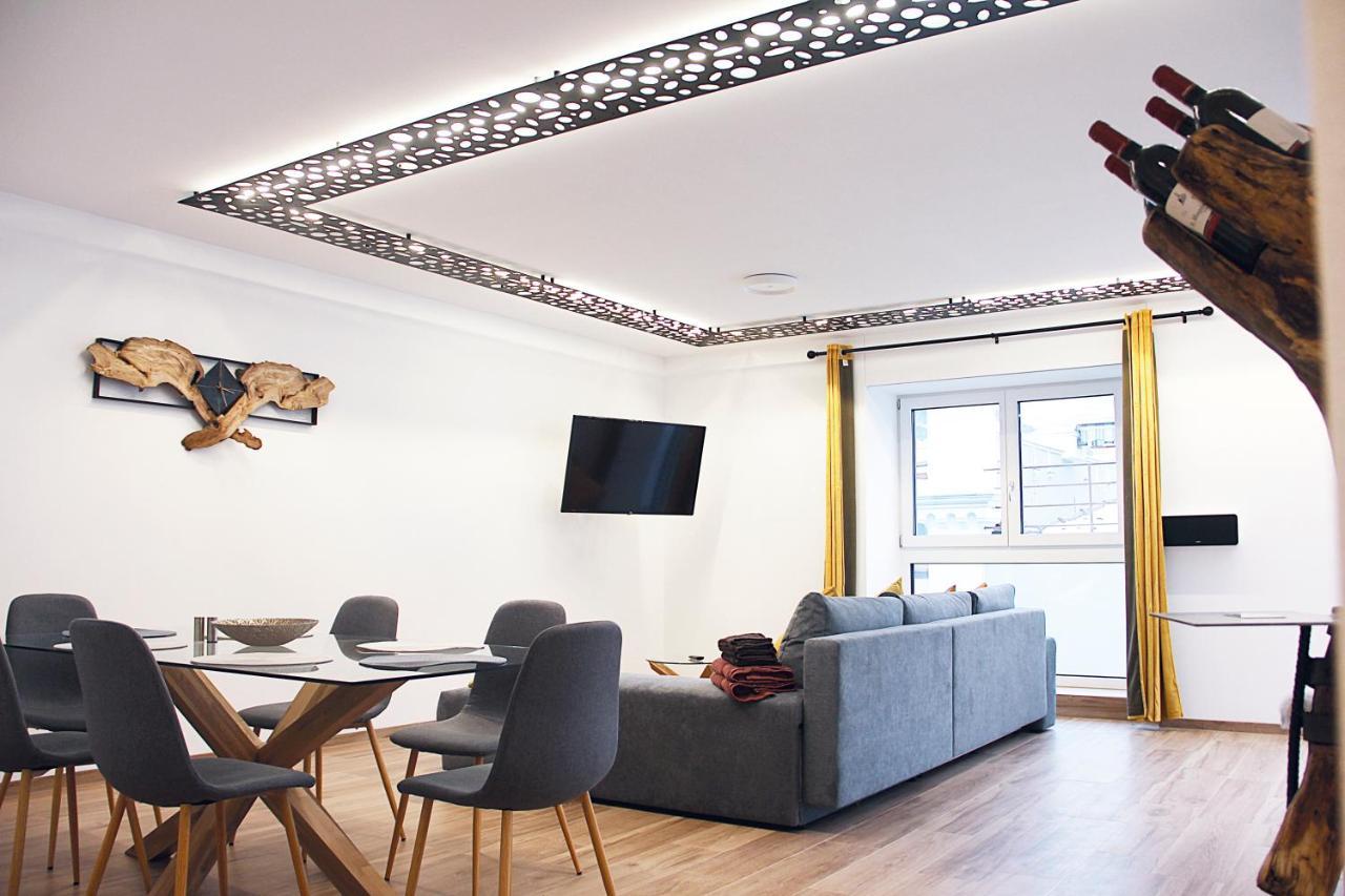 Laurentia Penthouse Apartment メラーノ エクステリア 写真