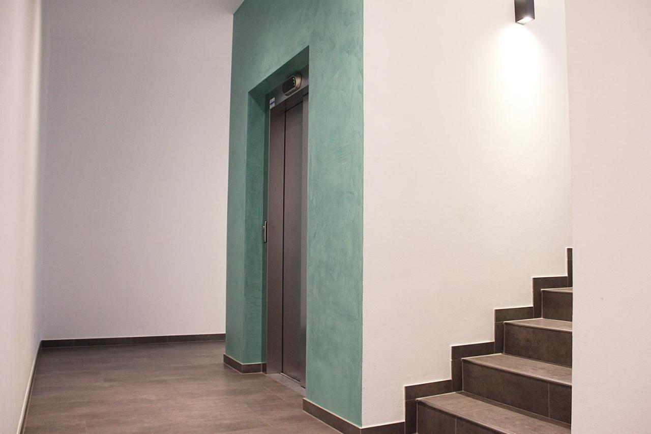 Laurentia Penthouse Apartment メラーノ エクステリア 写真